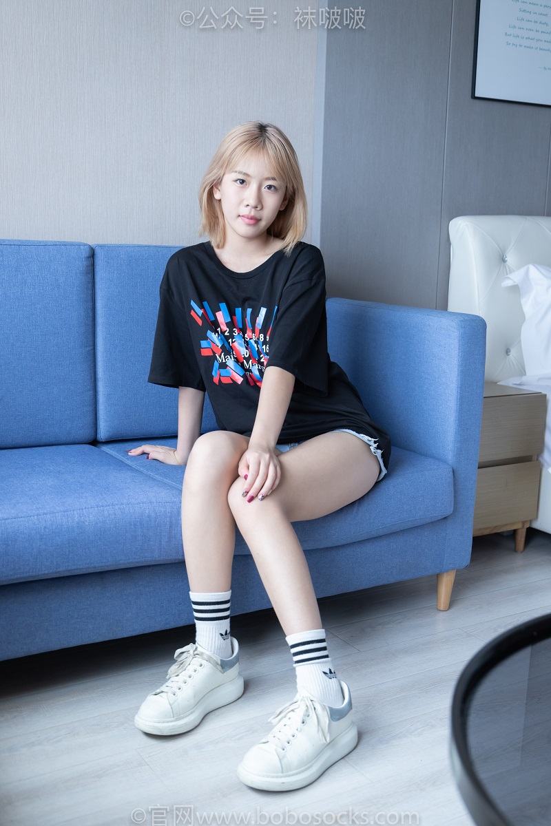 [袜啵啵] 003期：果冻-麦昆鞋、白色脏棉袜（自然穿脏）、裸足 花絮版