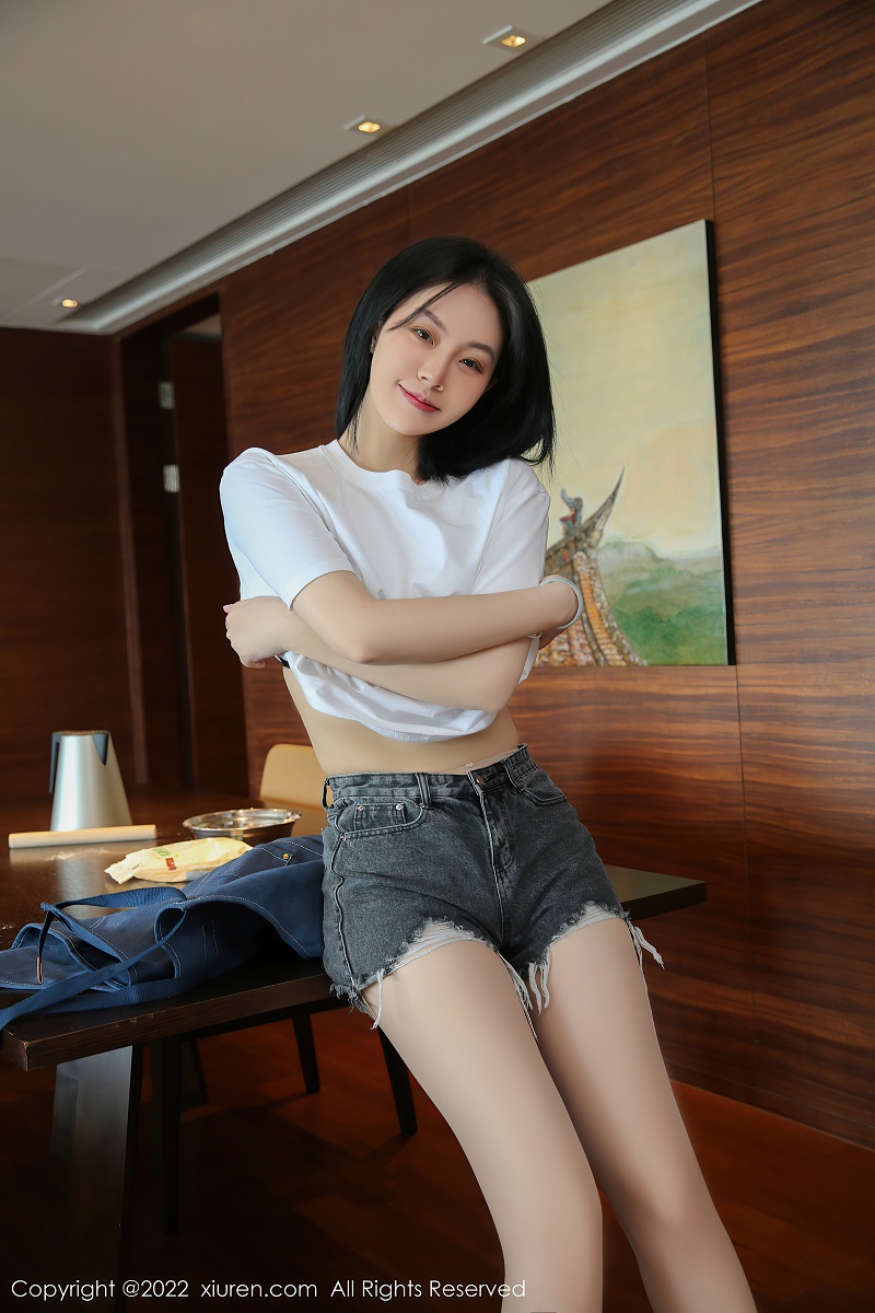 [XIUREN秀人网] 2022.03.03 NO.4667 一颗甜蛋黄a 性感写真