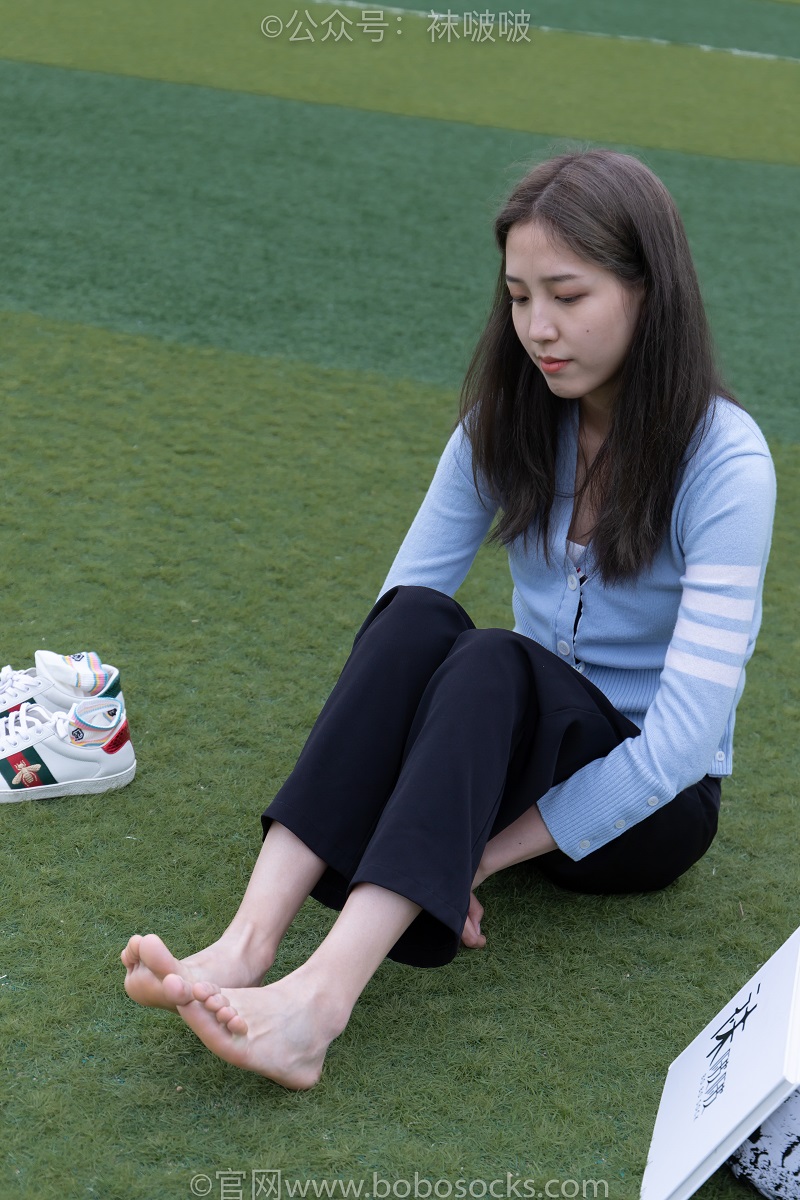 [BoBoSocks袜啵啵] 021期：泡芙-板鞋、白棉袜、裸足