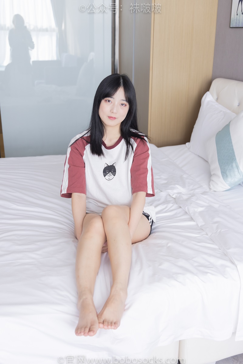 [BoBoSocks袜啵啵] 036期：菠萝-帆布鞋、白棉袜、裸足 花絮版