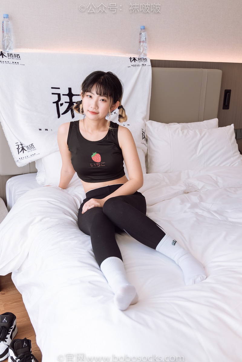 [BoBoSocks袜啵啵] 059期：砂糖-AJ板鞋、白棉袜、裸足 花絮版