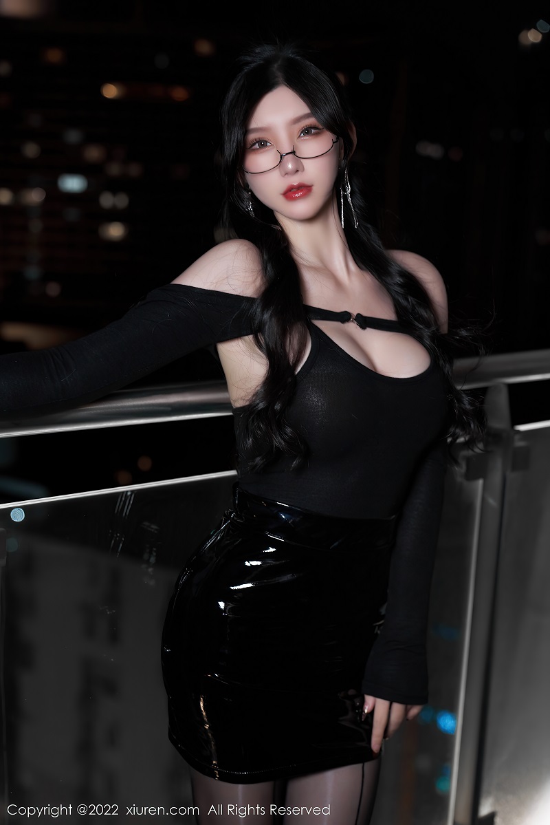 [XIUREN秀人网] 2022.04.08 NO.4843 周于希Sally 性感写真