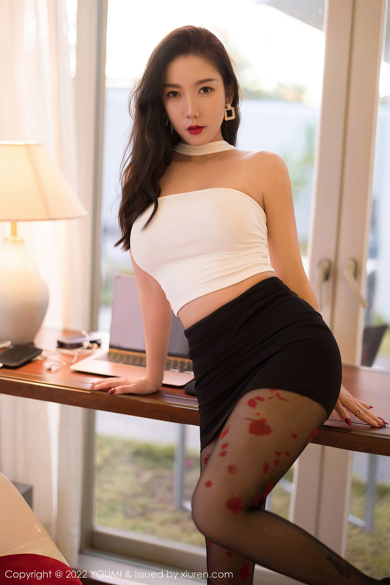 [YOUMI尤蜜荟] 2022.02.24 VOL.756 艾静香 三亚旅拍写真