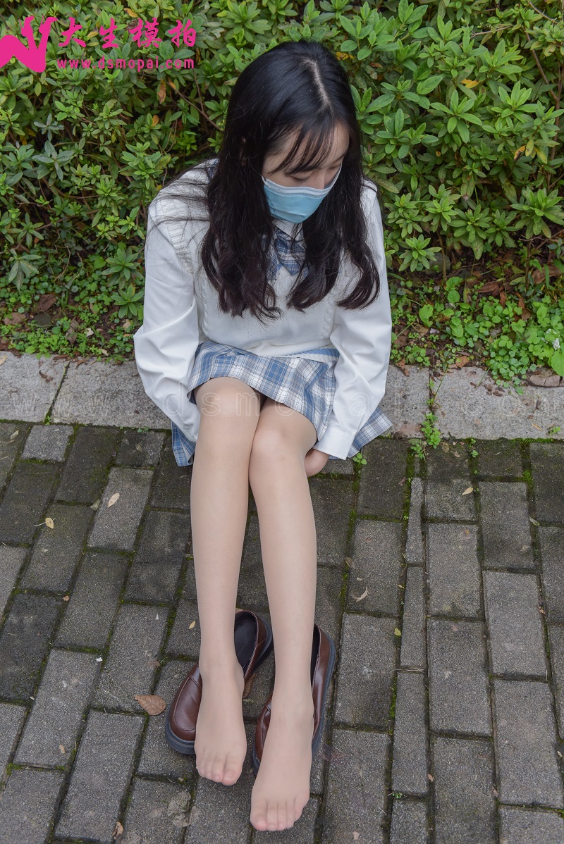 [大生模拍] NO.208 小月 白嫩JK