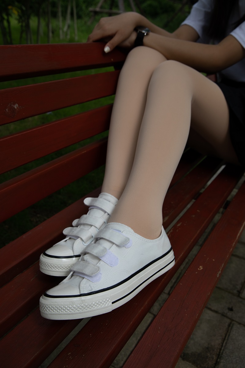 [物恋传媒] NO.527 心心-静水无波