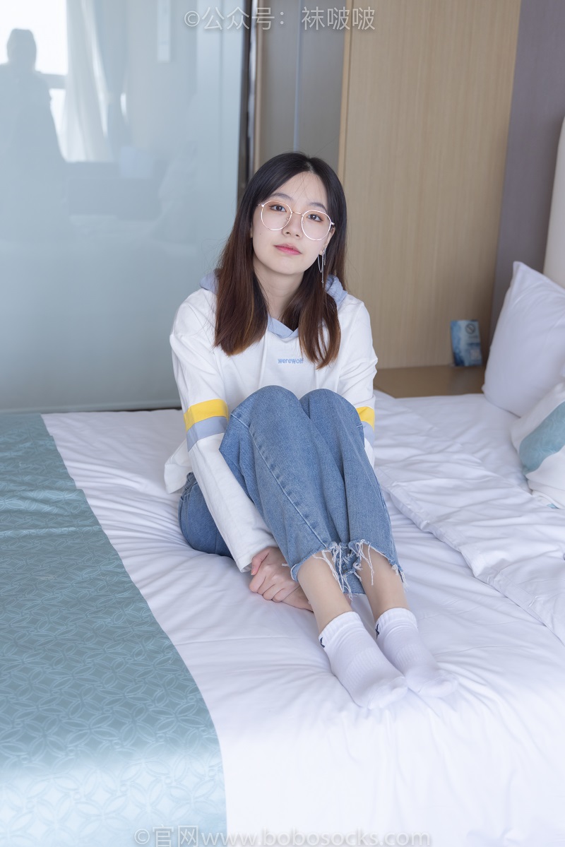 [BoBoSocks袜啵啵] 080期 小甜豆-帆布鞋、白棉袜、肉丝