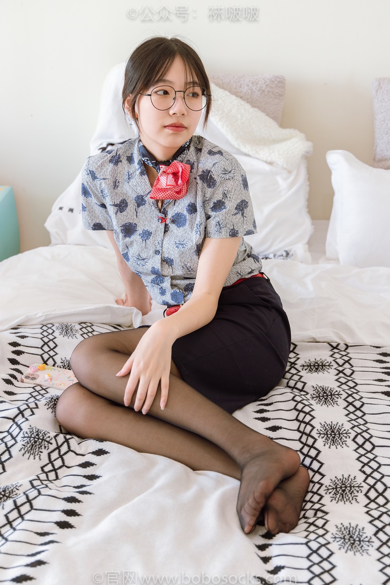 《[BoBoSocks袜啵啵] 087期 小甜豆-空姐制服、高跟鞋、黑丝》作品图