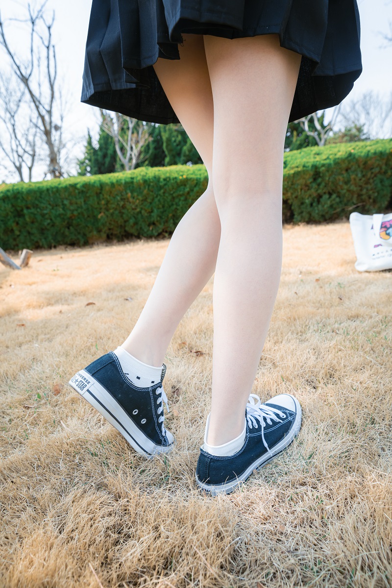 [物恋传媒] NO.764 猫耳-一世繁花（帆布鞋、皮鞋、白棉袜、肉丝）