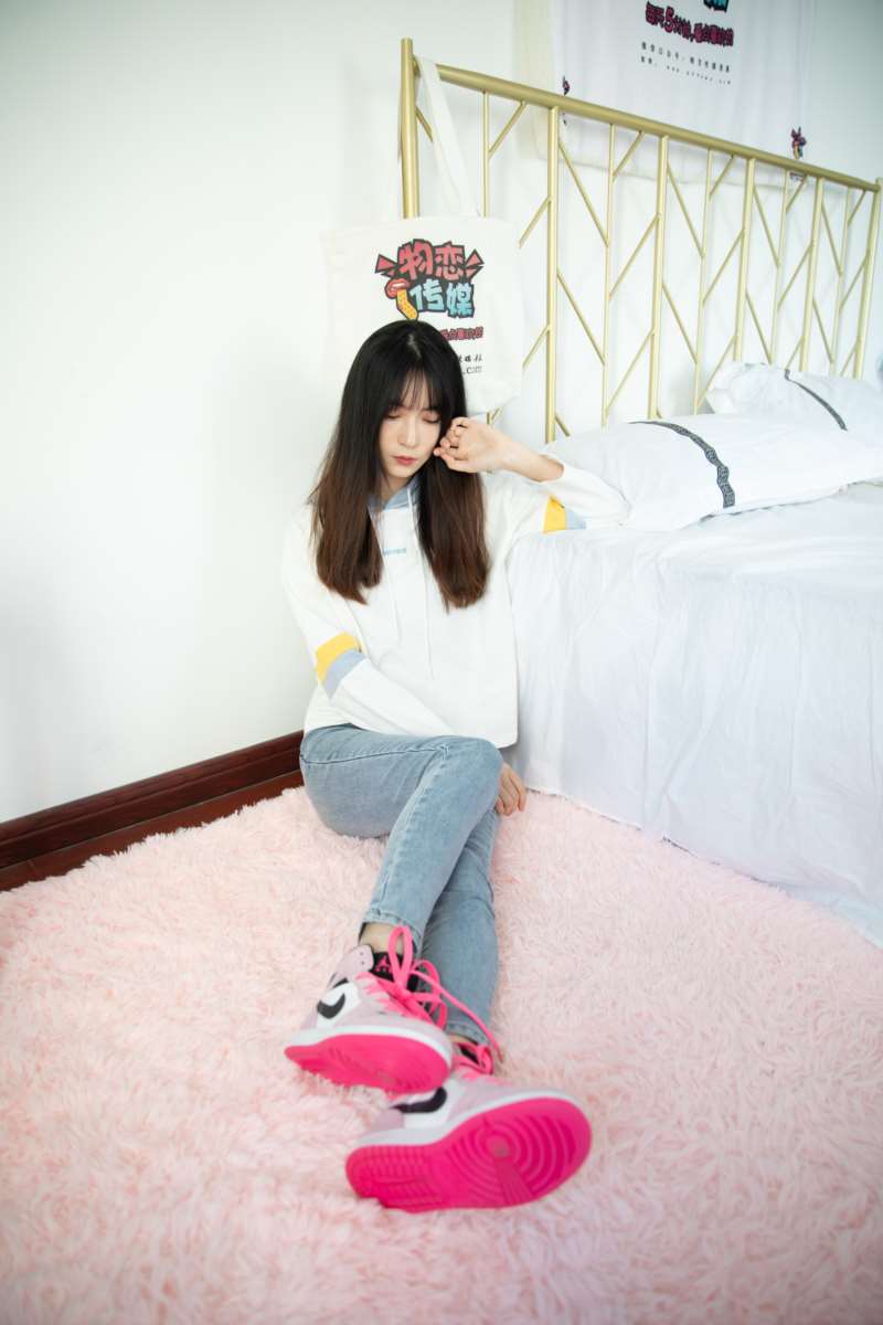 [物恋传媒] NO.773 猫耳-记忆呢喃（裸足、情感电台）