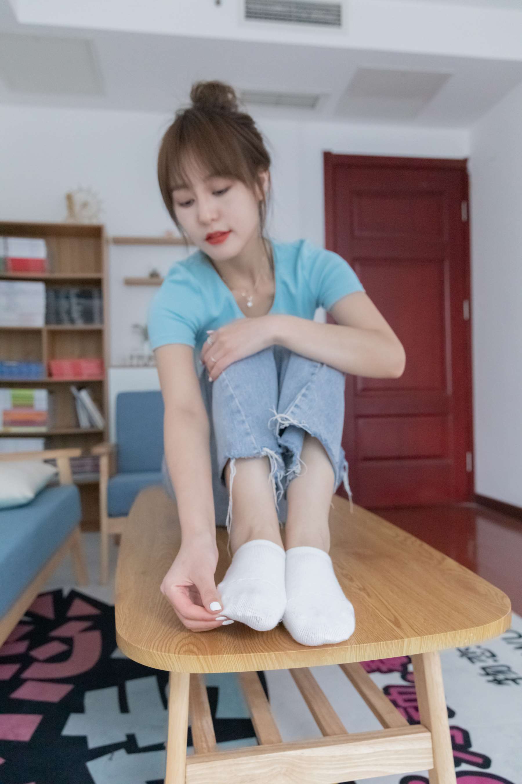 [物恋传媒] NO.798 困困-风吹过沙