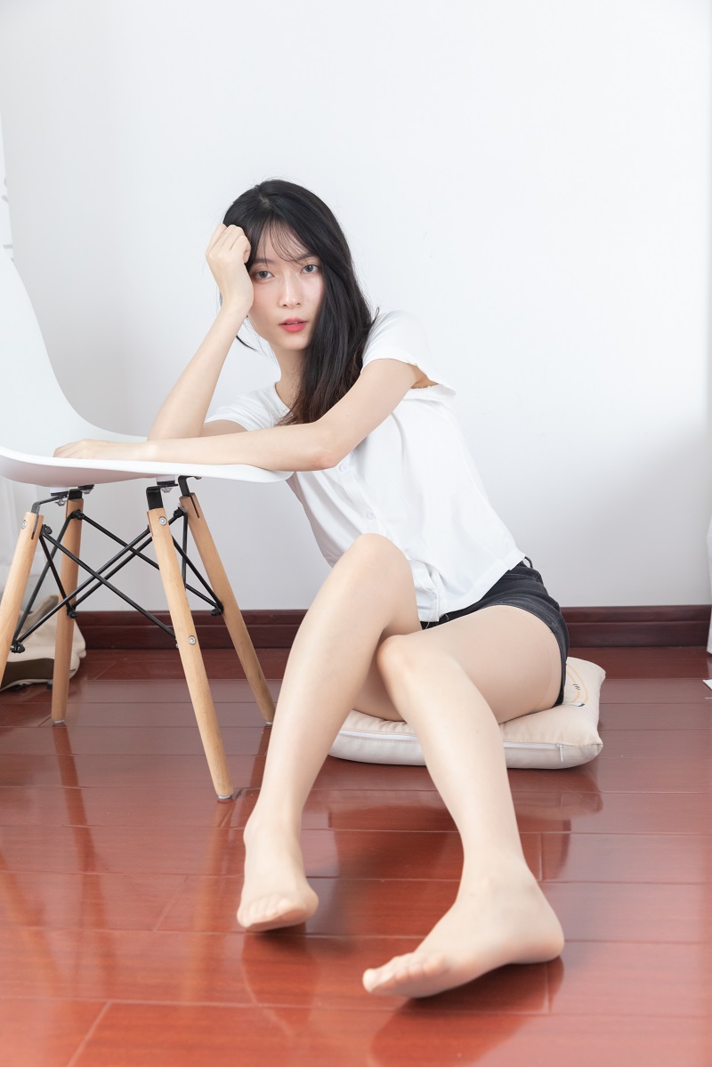 [物恋传媒] NO.839 猫耳-雨朦胧