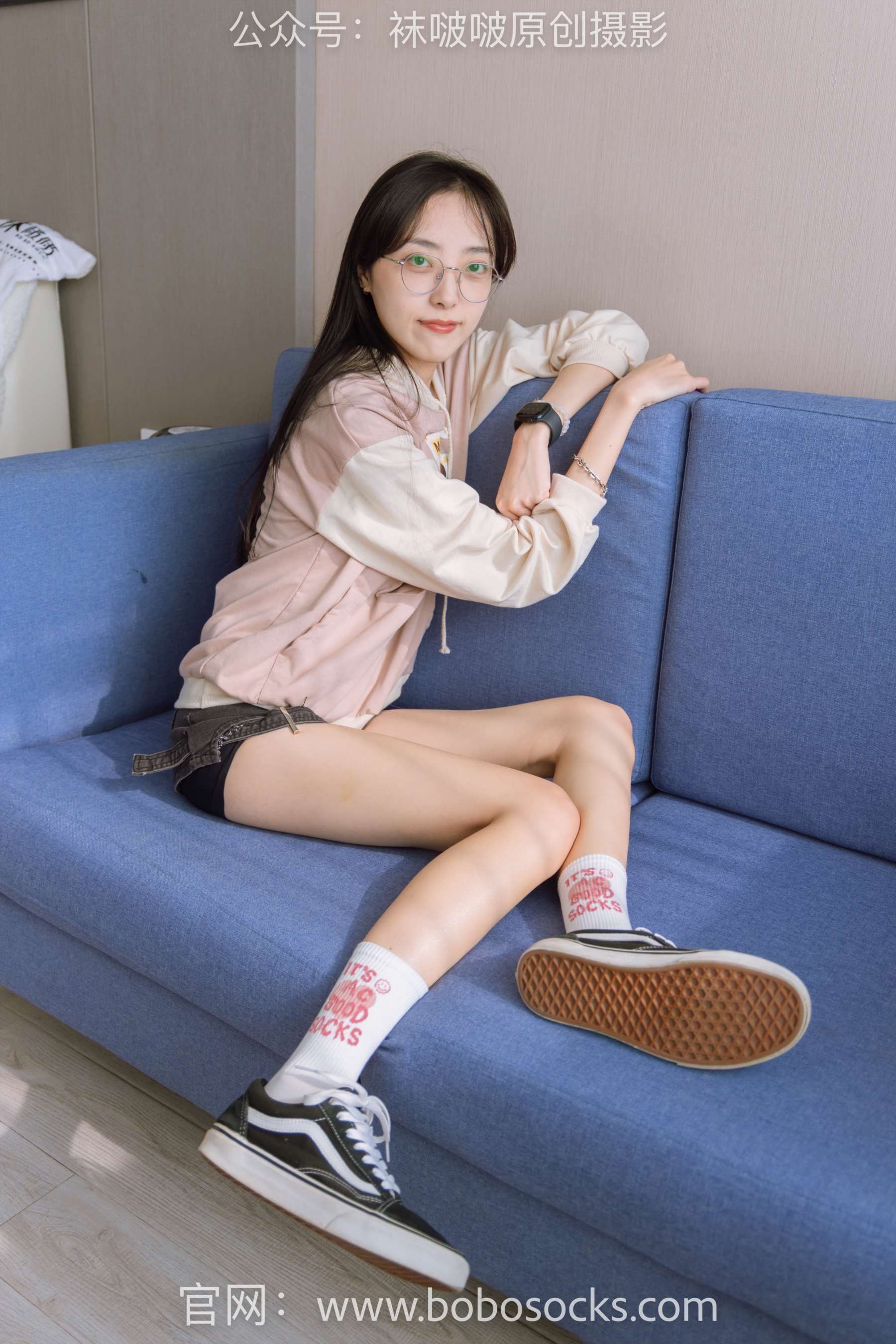 [BoBoSocks袜啵啵] 143期 稚予-匡威板鞋、vans帆布鞋、两双白棉袜