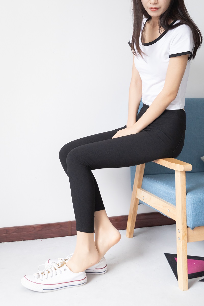 [物恋传媒] NO.941 菜菜-梦中遐想