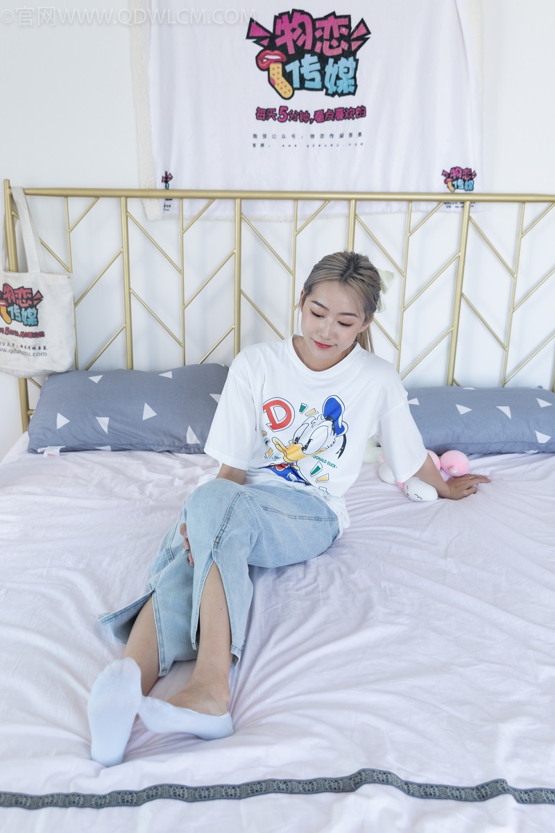 [物恋传媒] NO.942 小鹿-风与雨