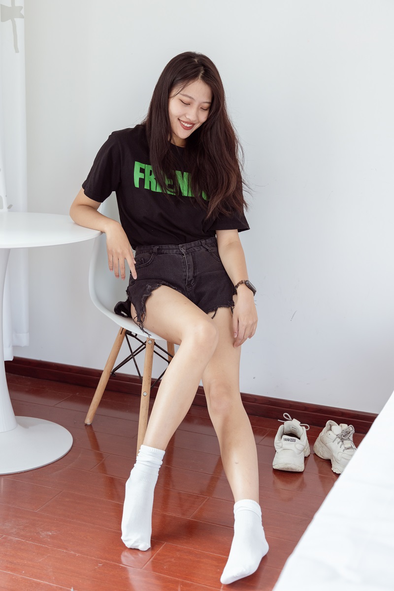 [物恋传媒] NO.960 小桃-幻境空间