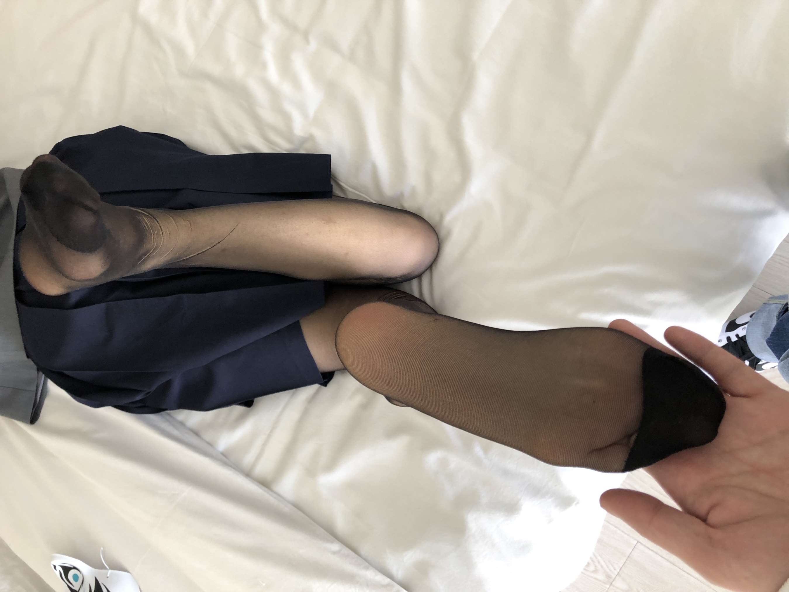 长裙の黑丝脚丫