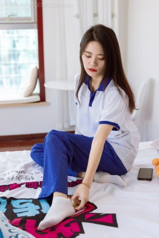 [物恋传媒] NO.985 然然-校园记忆