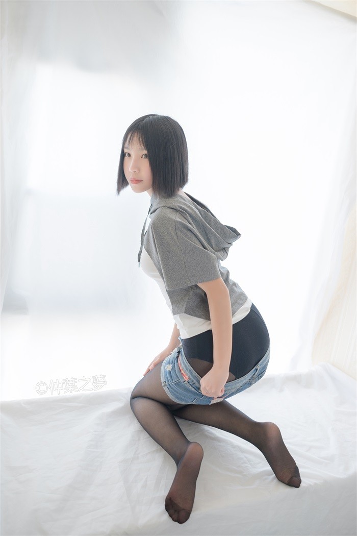 轻兰映画_ Grand.003 [82P-416MB]