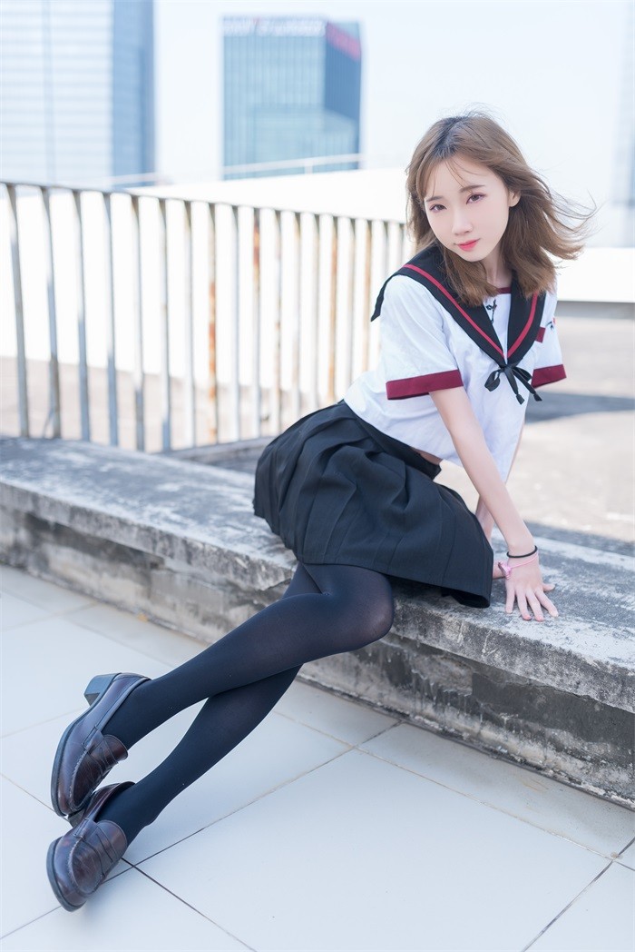 风之领域精品写真@No.031 难以抵挡的黑丝佑或 [46P/171MB]