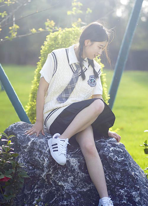 [初夏女神]029期 念念~春秋JK套搭配三叶草贝壳头鞋(带视频)【115P+1V/4.92G】