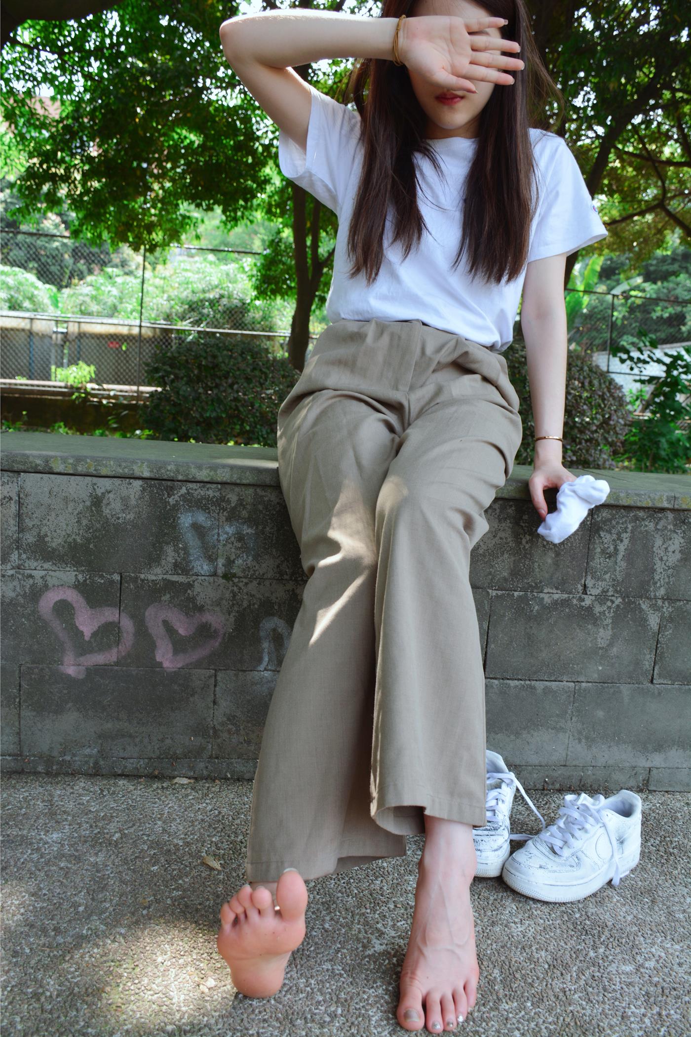 [织梦映像]新刊011-校园游记-春花秋月何时了