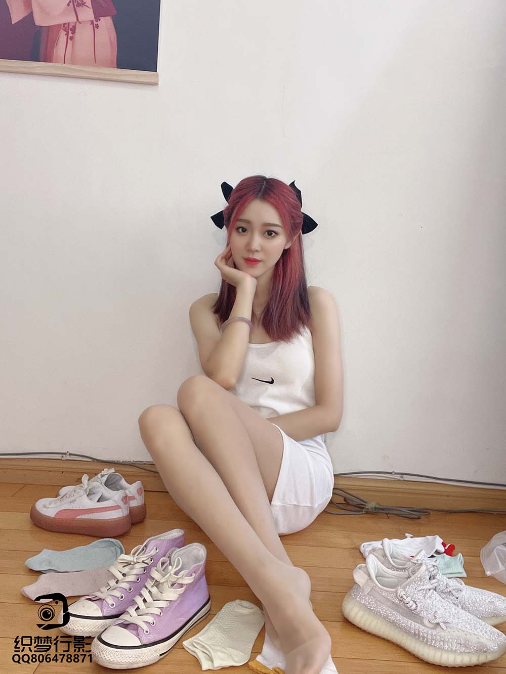 [织梦映像]新刊016-运动丝美女第二季原味丝袜裸足