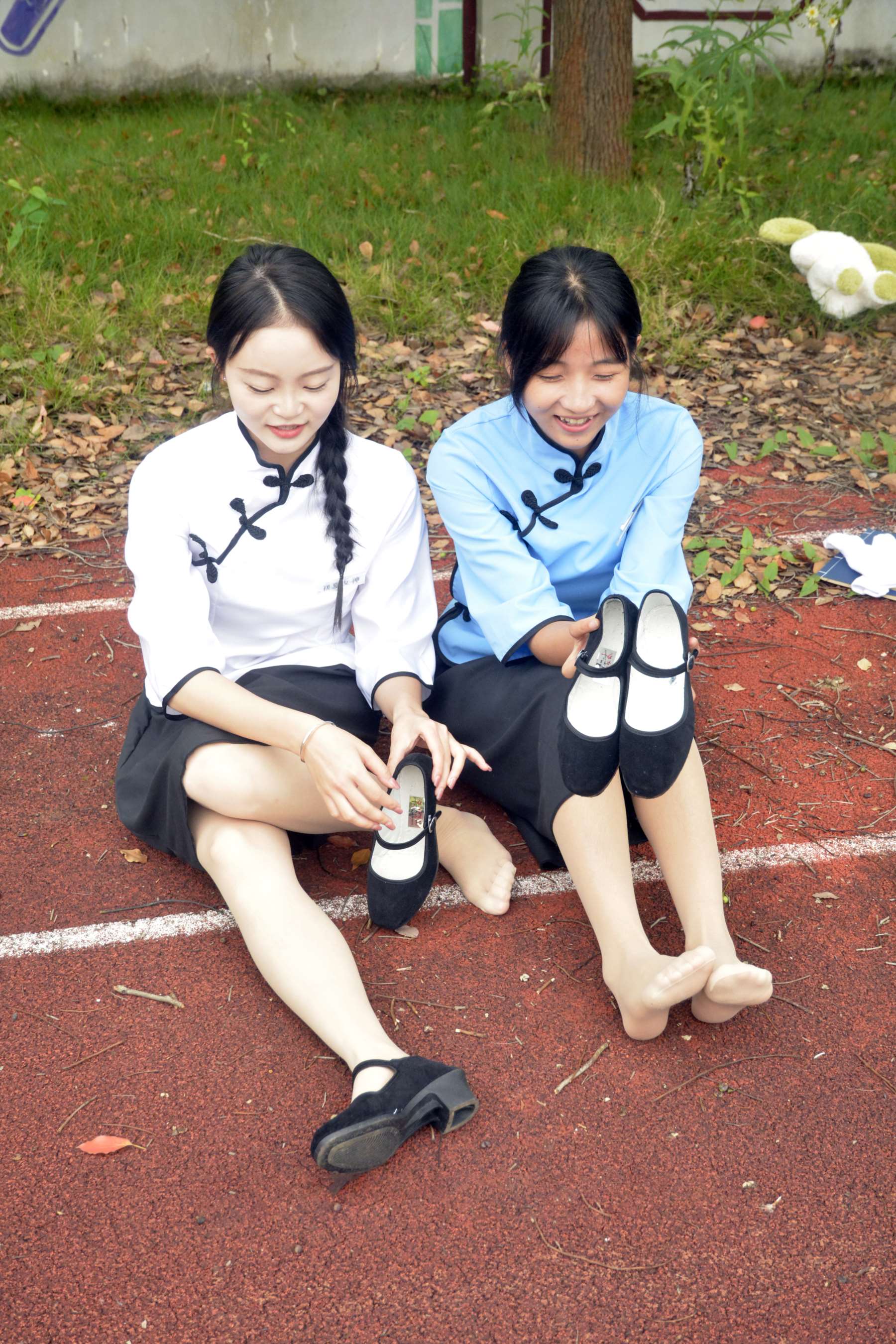 [初夏女神]094期 点点、双双~【民国姐妹二】这是拍的剧情版，有点小内容在