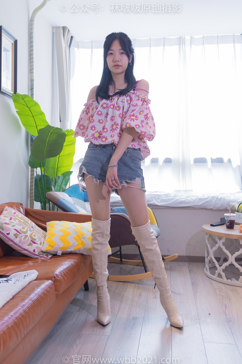 [BoBoSocks袜啵啵] 308期 小甜豆-长靴、白棉袜、裸足