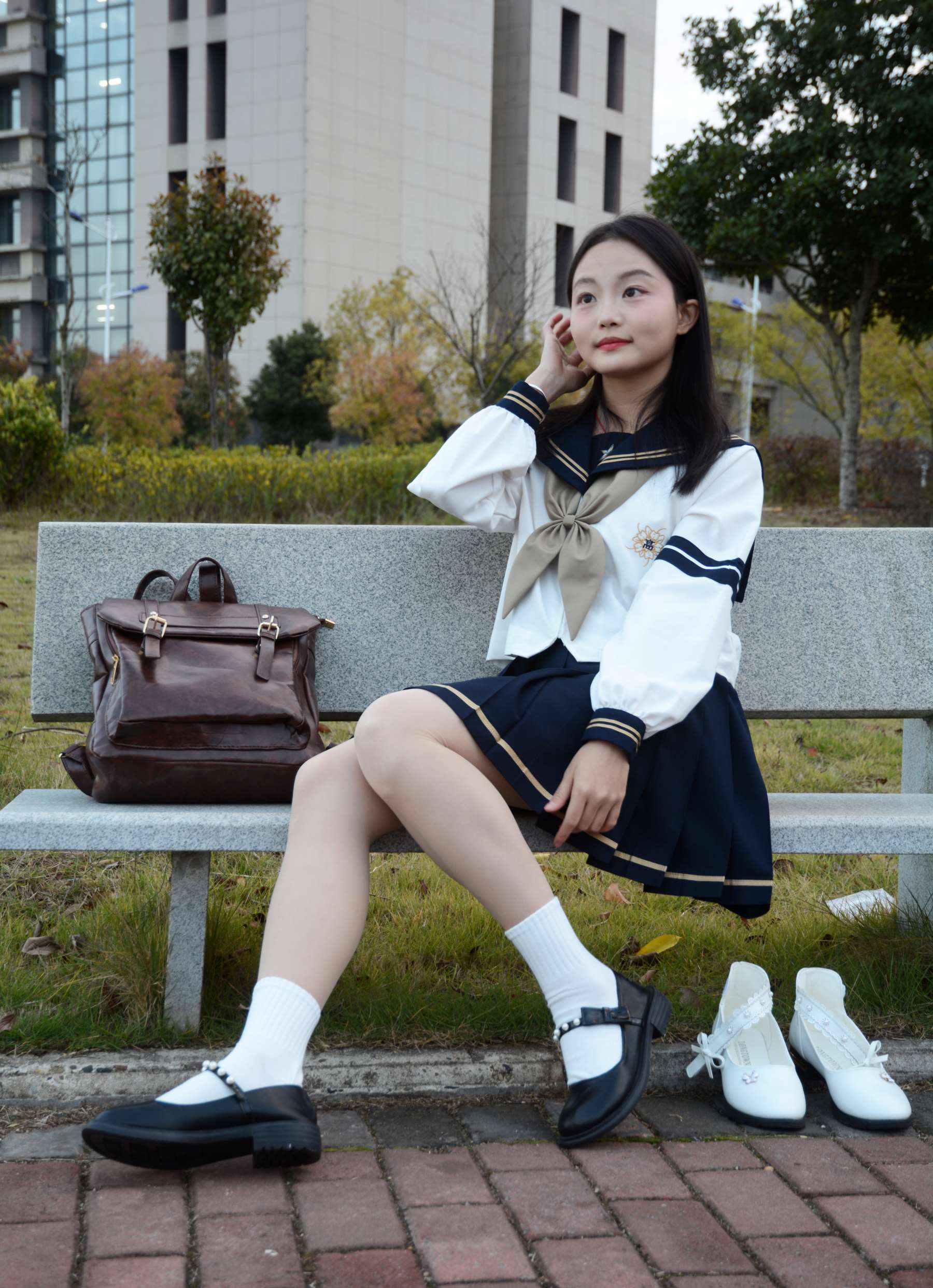 [初夏女神]115期 双双~【海军服JK】老大为什么要安排我傍晚来拍摄？又暗温度又低