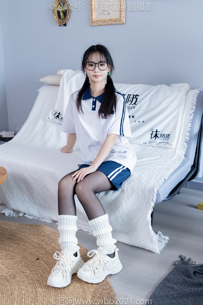 [BoBoSocks袜啵啵] 335期 甜甜圈-校服、运动鞋、薄黑丝、袜套