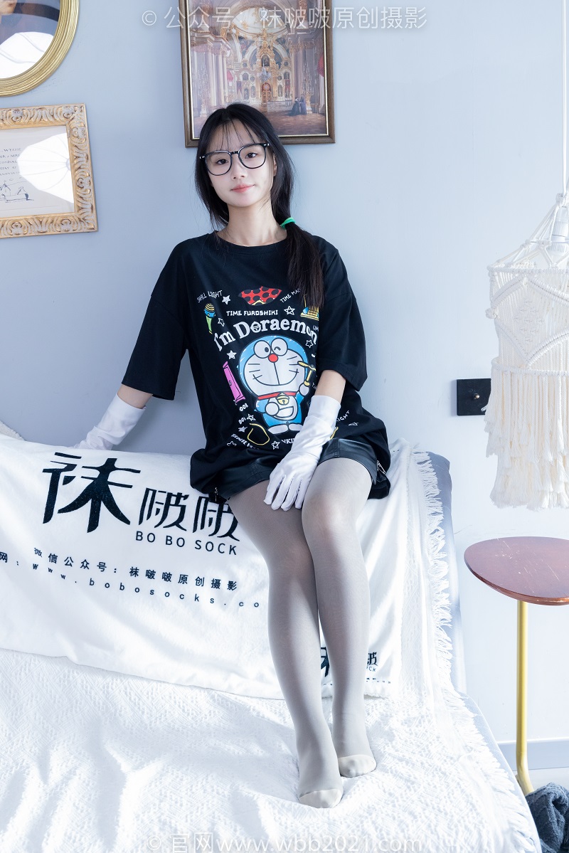 [BoBoSocks袜啵啵] 343期 甜甜圈-高跟长靴、黑丝打底、肉丝