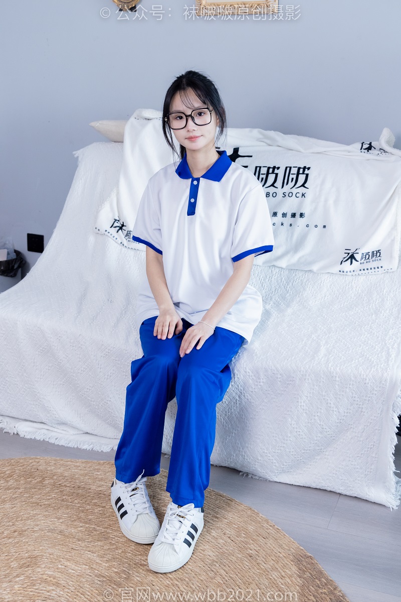 [BoBoSocks袜啵啵] 351期 甜甜圈-板鞋、白棉袜、肉丝、校服裤里丝