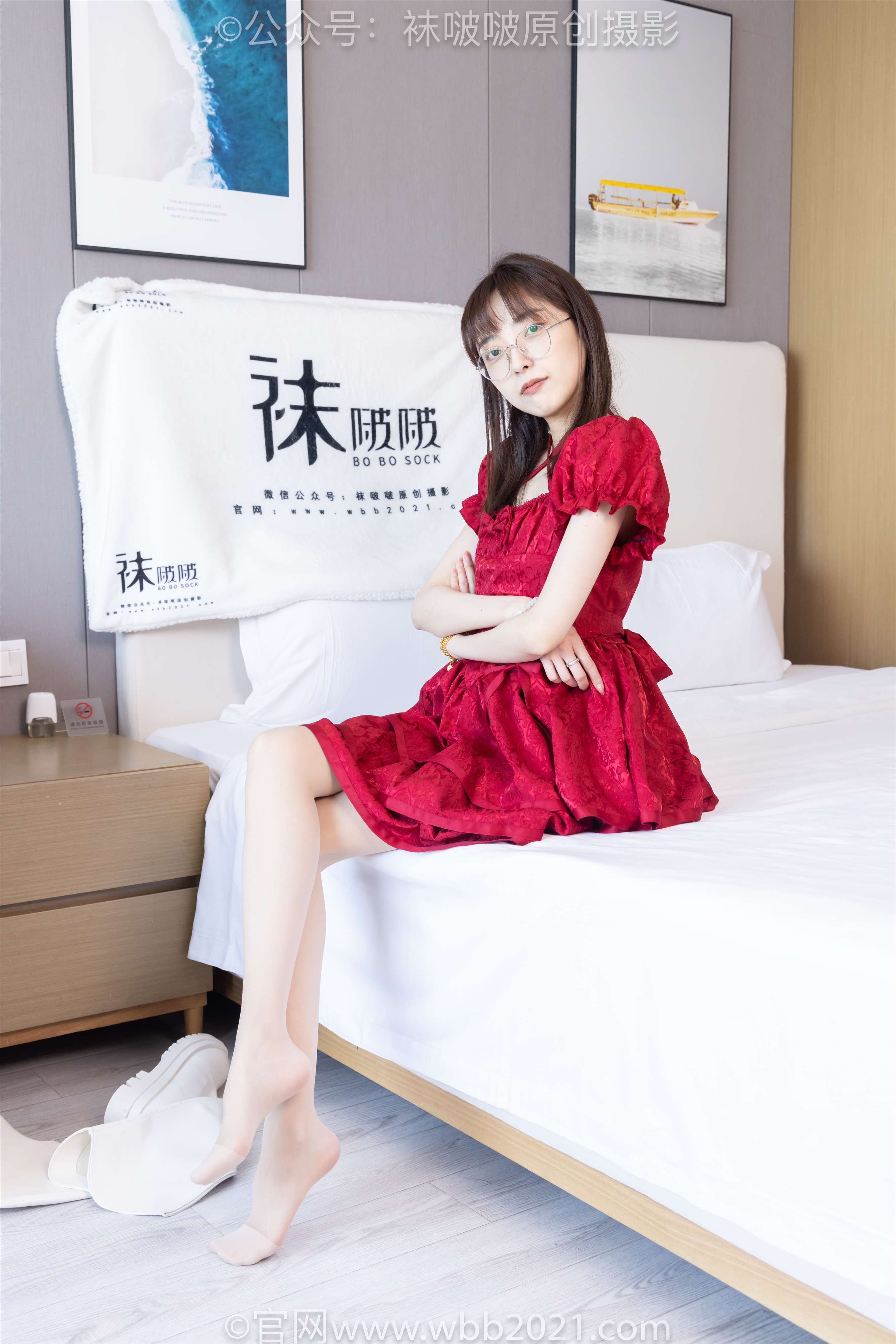 《[袜啵啵] 496期 稚予-长靴、短靴、薄肉丝(带视频)【161P+1V/8.27G】》作品图