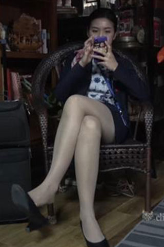 [视频] K&M 50-茜茜展示肉丝美足 第2部【14min/325M】