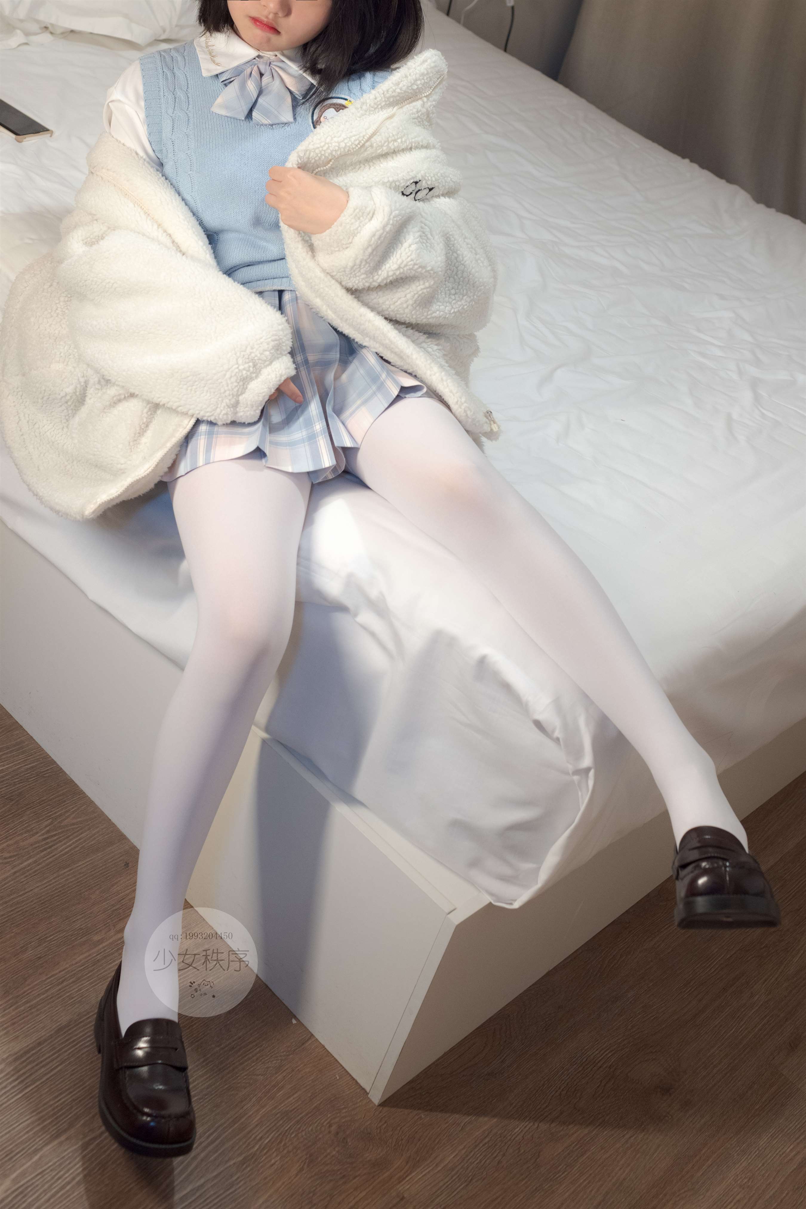 《[美图精选]33-少女秩序(限定)2022春节特别期【66P/1.06G】》作品图