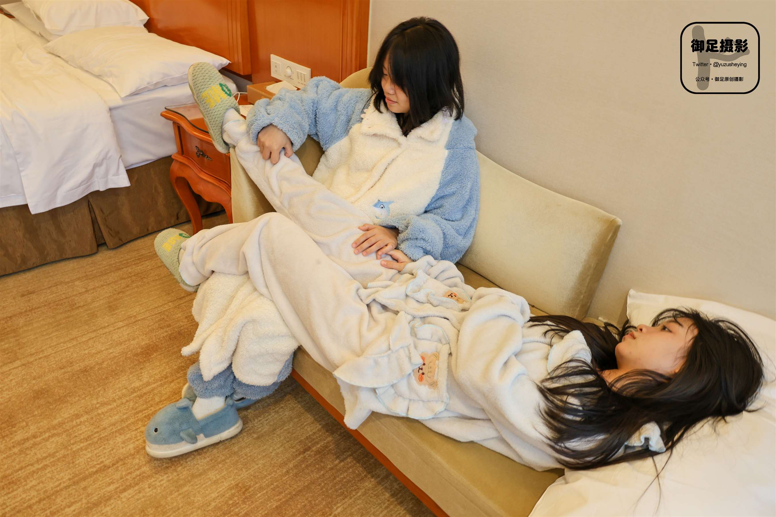 《妹妹棉袜美足》作品图